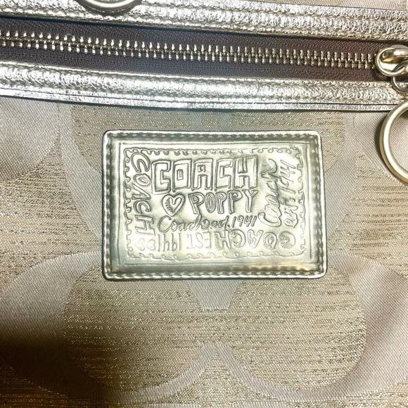 Coach Poppy Gold Signature Tote Bag With Two Original Hangtags - Picture 4 of 17